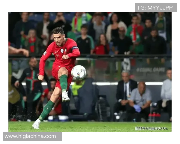 足球场上颜值与实力并存的高颜值球星们盘点